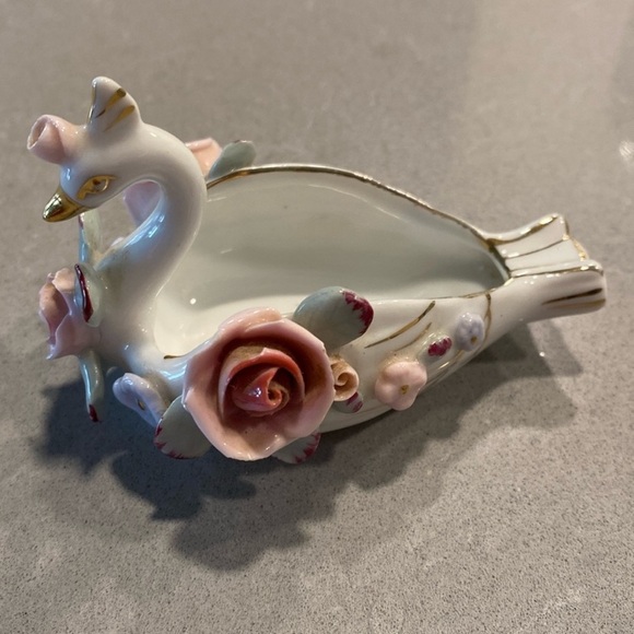 SET 2 Vintage Antique Hand Roses Ring Holders Porcelain Jewelry stand - Picture 2 of 16